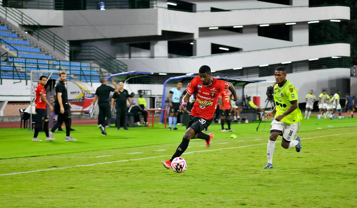 Monagas consigue una agónica victoria ante un complicado Caracas 1 Monagas remonta un difícil partido ante Caracas