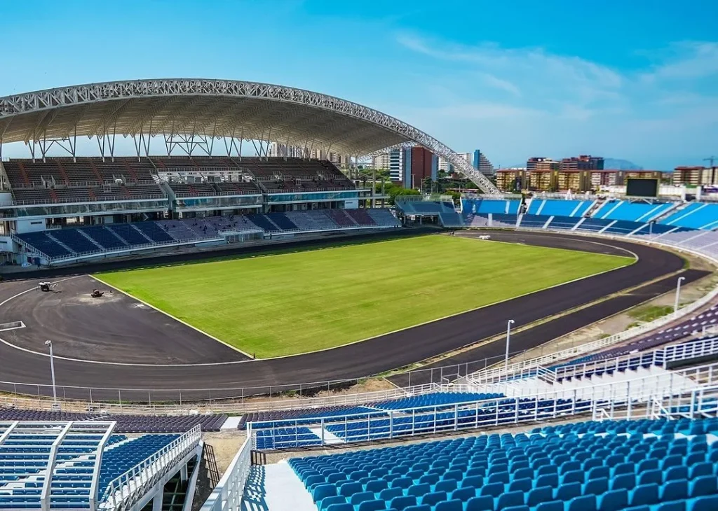 Estadio José Antonio Anzoátegui: La Perla de Oriente vuelve a brillar 2 2