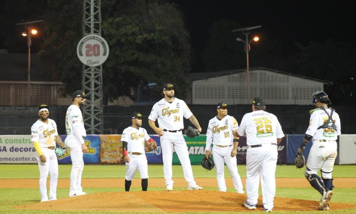 Leones vs Tigres en vivo hoy
