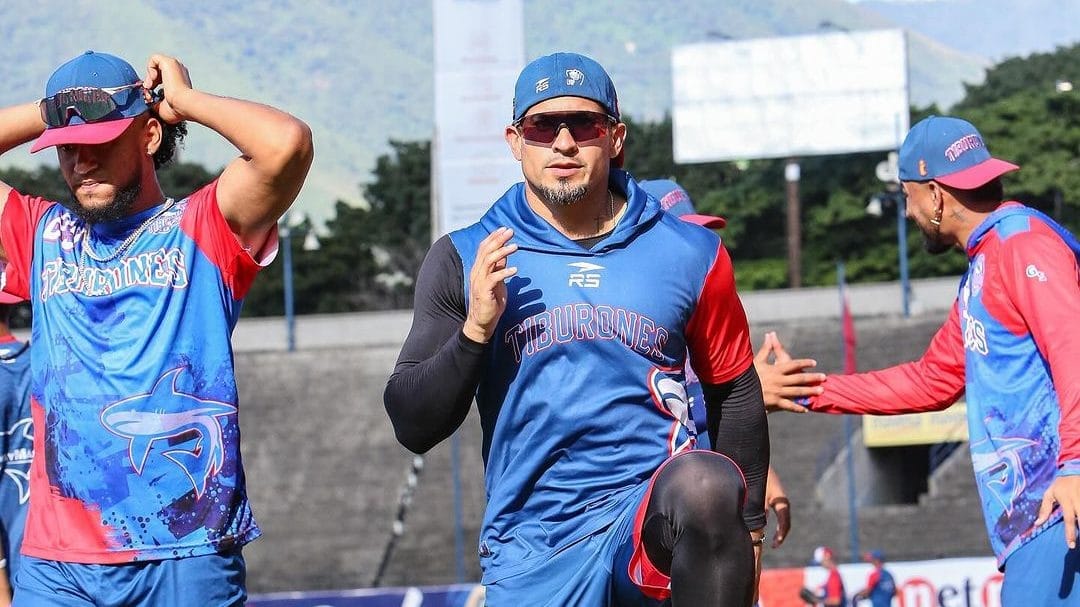 Bravos vs Tiburones en vivo hoy.