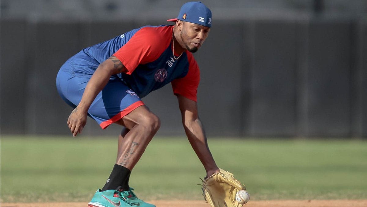 Tiburones vs Caribes en vivo hoy