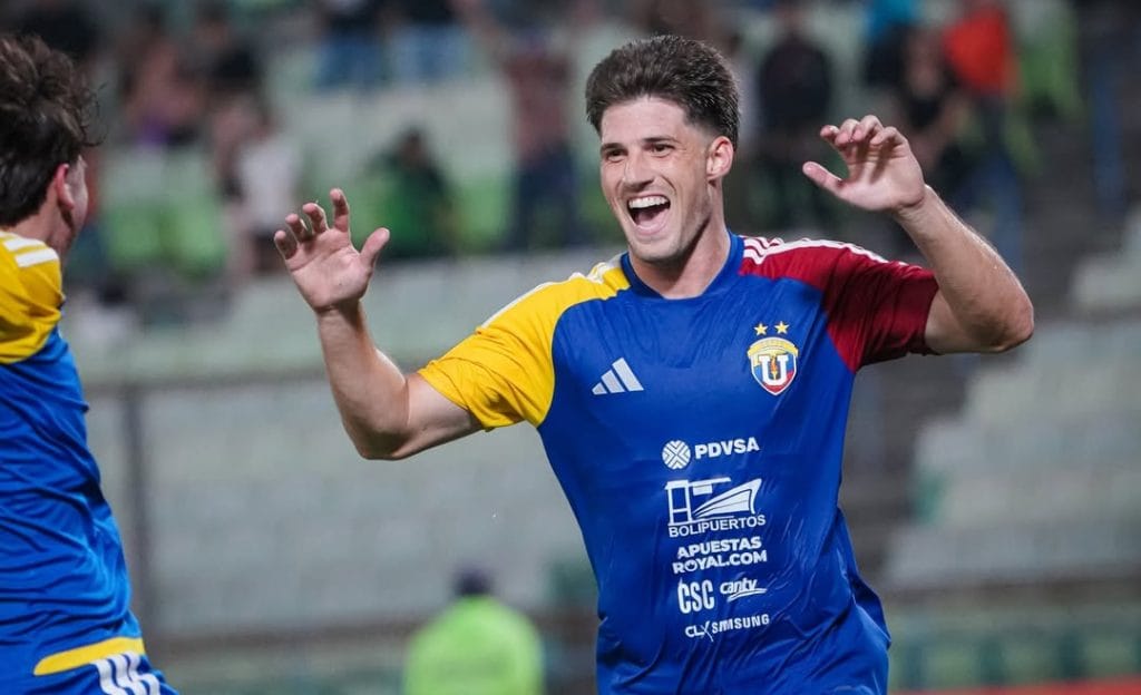 Victoria histórica: UCV se impone con autoridad a Libertad en Copa Libertadores 2 Primer partido para Francisco Solé en Copa Libertadores con UCV y su carrera