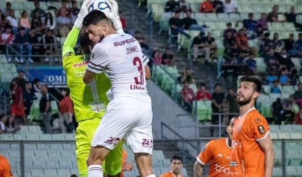 Deportivo La Guaira mostró carácter y logró un valioso empate a 0 vs Fluminense 3 Deportivo La Guaira mostró personalidad y rescató un punto vs Fluminense